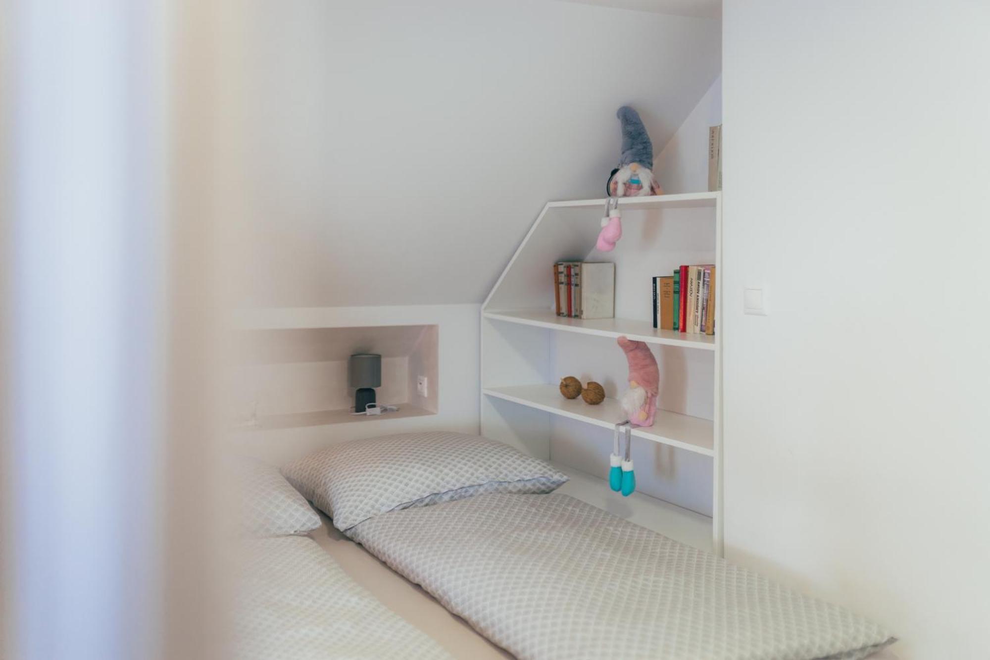 Apartmany Friends Liptov ลิฟตอฟสกีมิคูลาช ภายนอก รูปภาพ