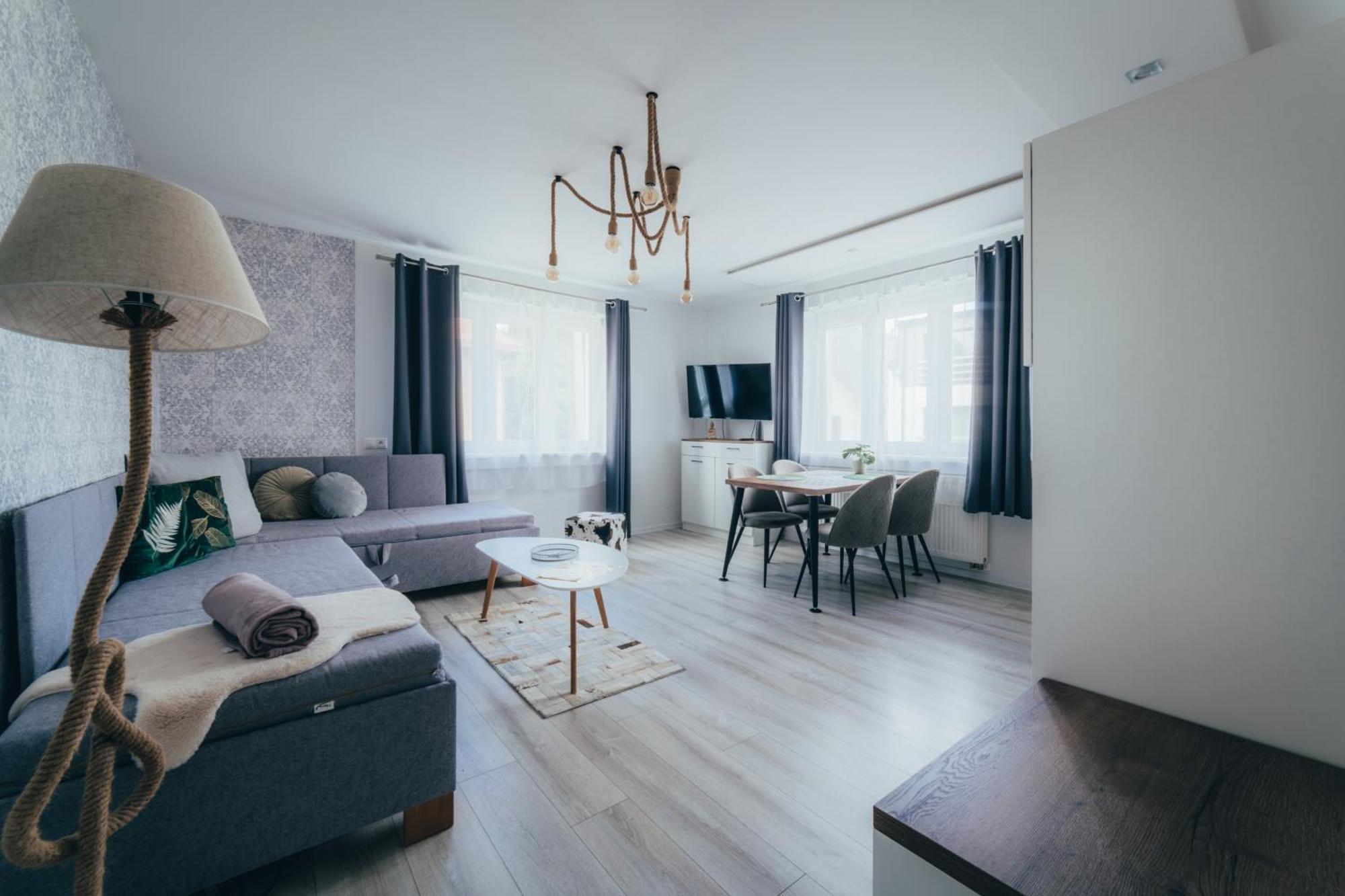 Apartmany Friends Liptov ลิฟตอฟสกีมิคูลาช ภายนอก รูปภาพ