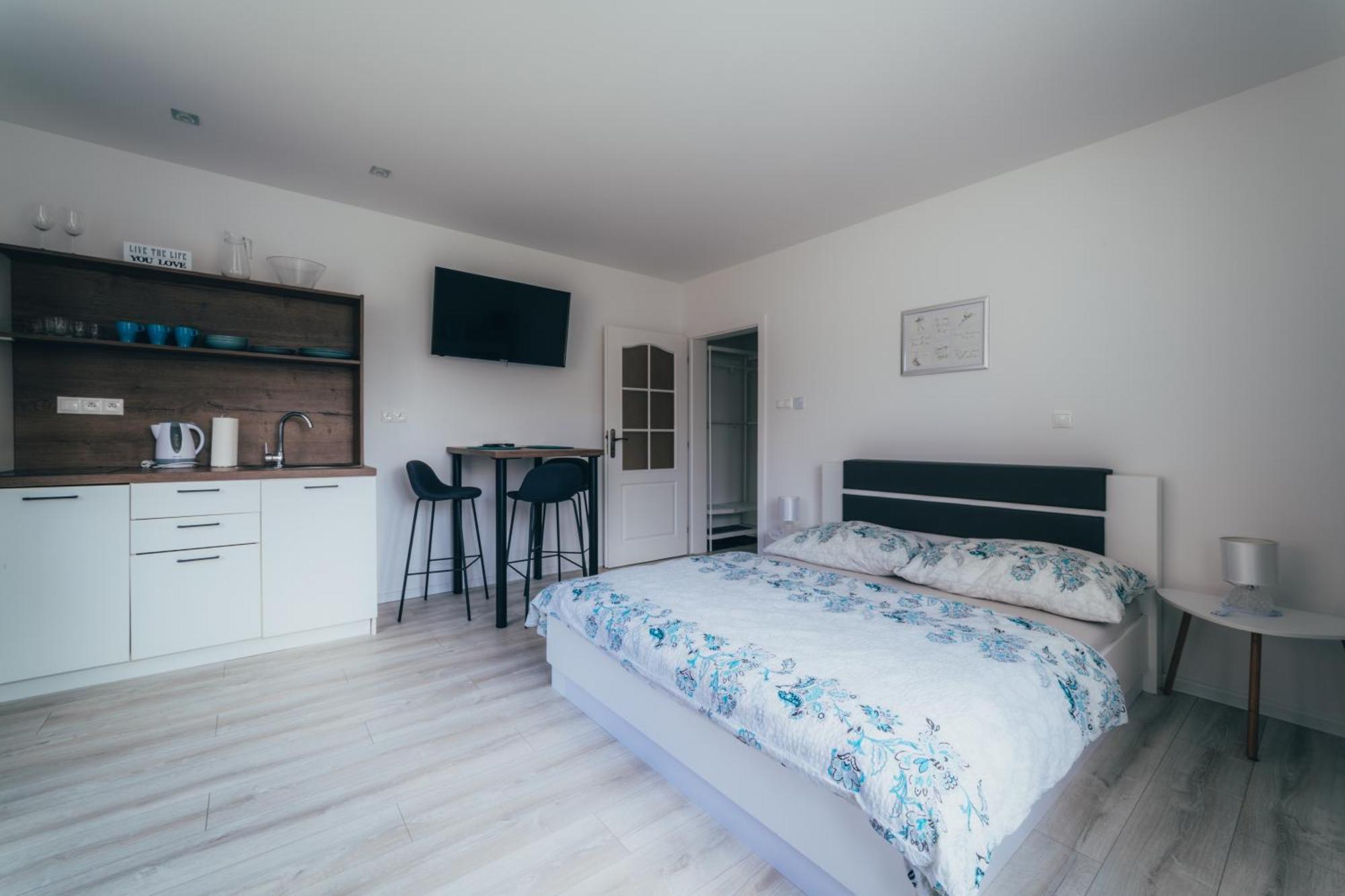 Apartmany Friends Liptov ลิฟตอฟสกีมิคูลาช ภายนอก รูปภาพ